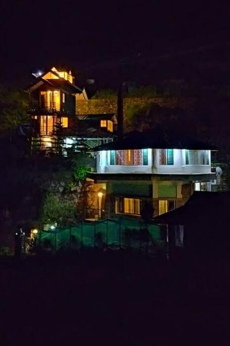Kasauli Cascade A Cheerfull 4 Bedroom Challet Eksteriør billede