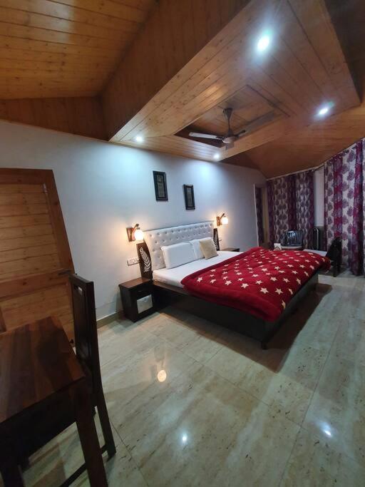 Kasauli Cascade A Cheerfull 4 Bedroom Challet Eksteriør billede