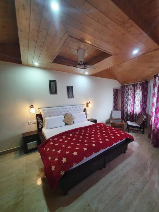 Kasauli Cascade A Cheerfull 4 Bedroom Challet Eksteriør billede